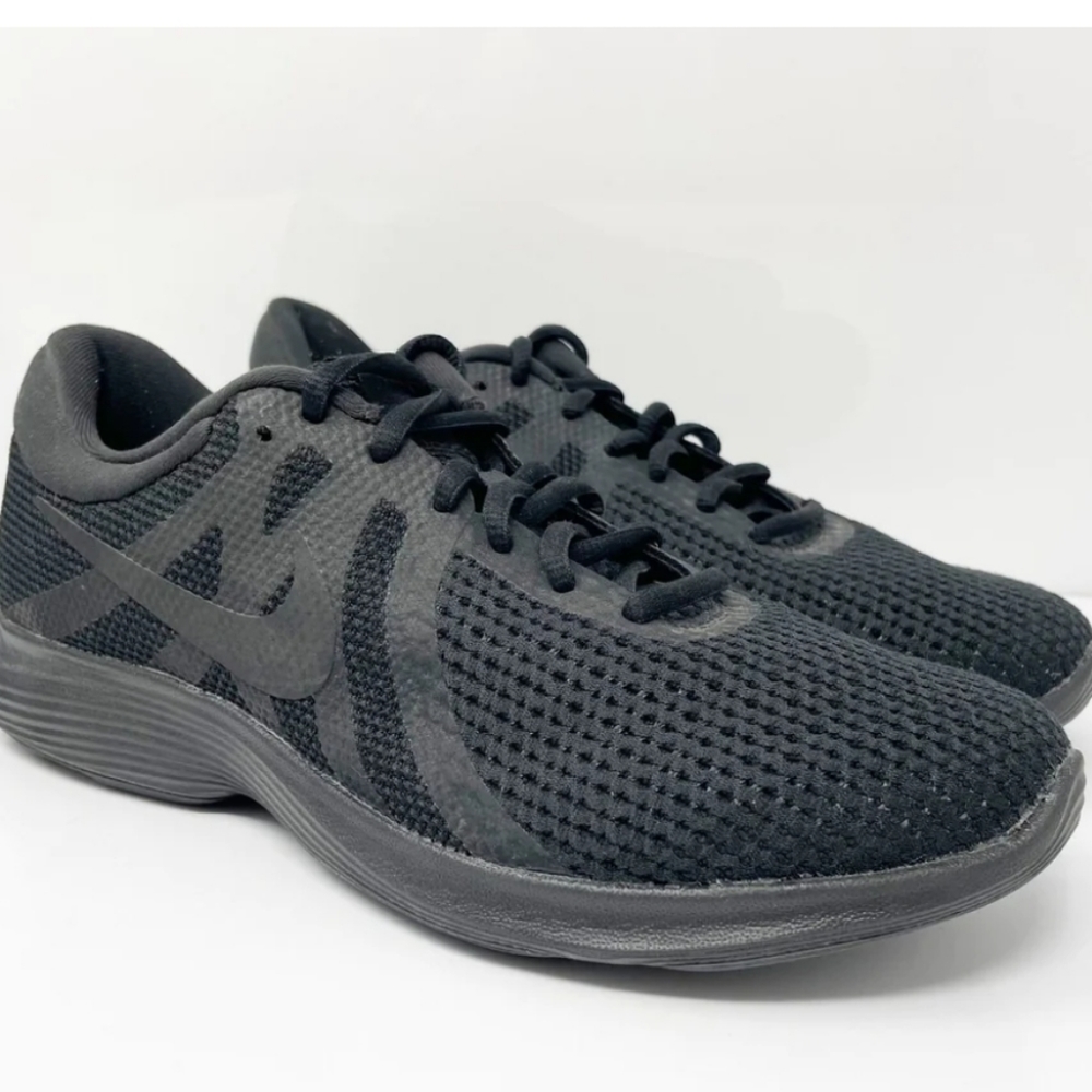 Nike Womens Revolution 4 Running Shoes